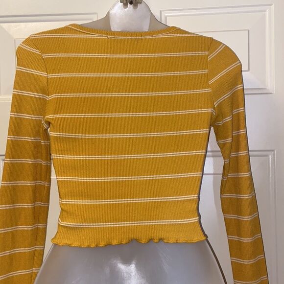 Rhapsody Mustard Yellow Blouse No Label Size Approximately S M Stretch - Picture 3 of 8